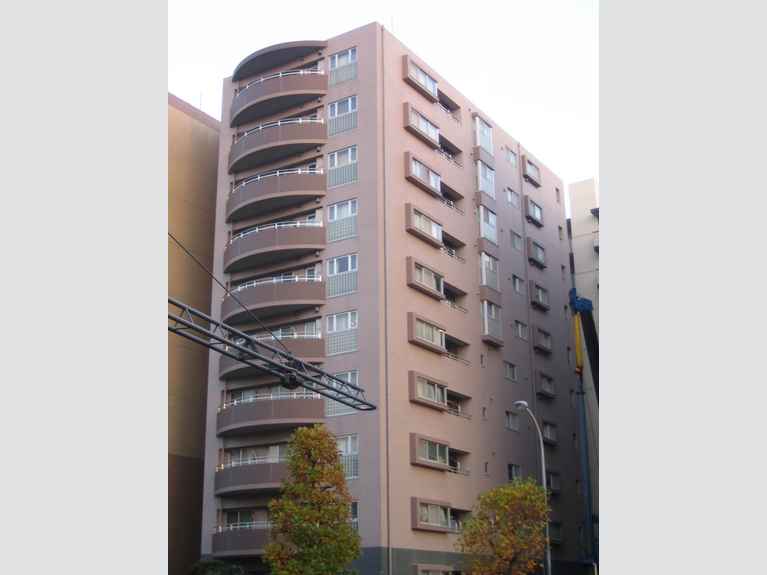 プラハ新横浜 外観