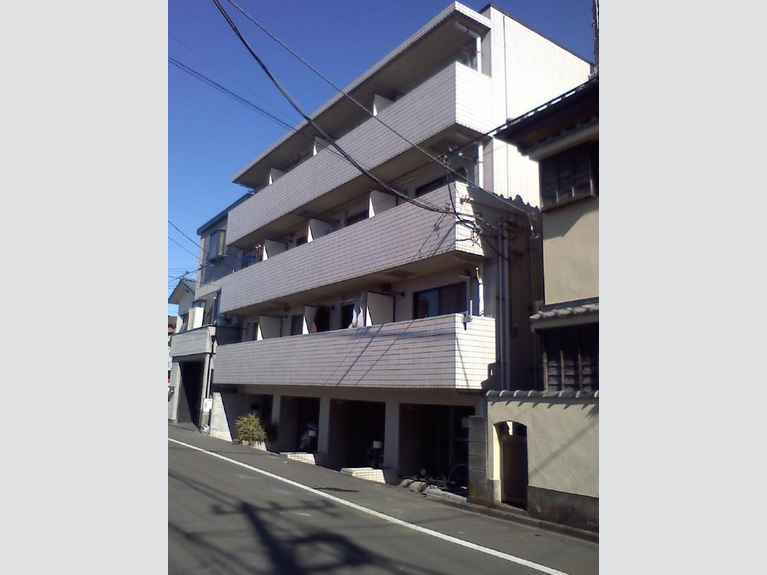 メゾンエクレーレ東林間 外観