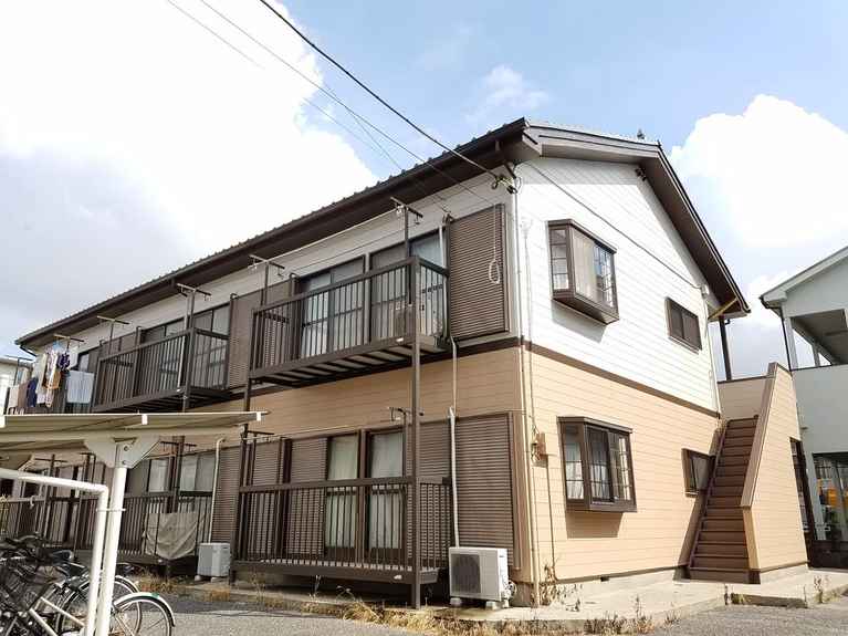 サンハイツイナホ 外観