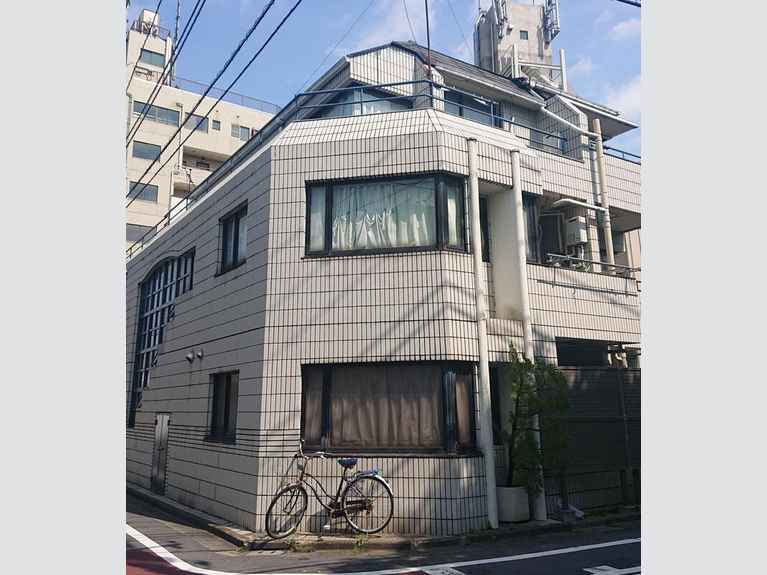 アーバンアキ 外観