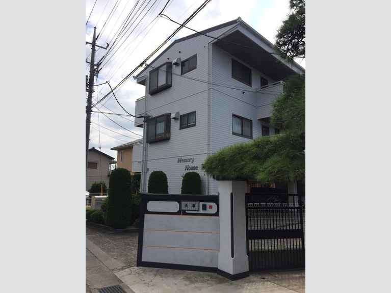 メモリーハウス72 外観