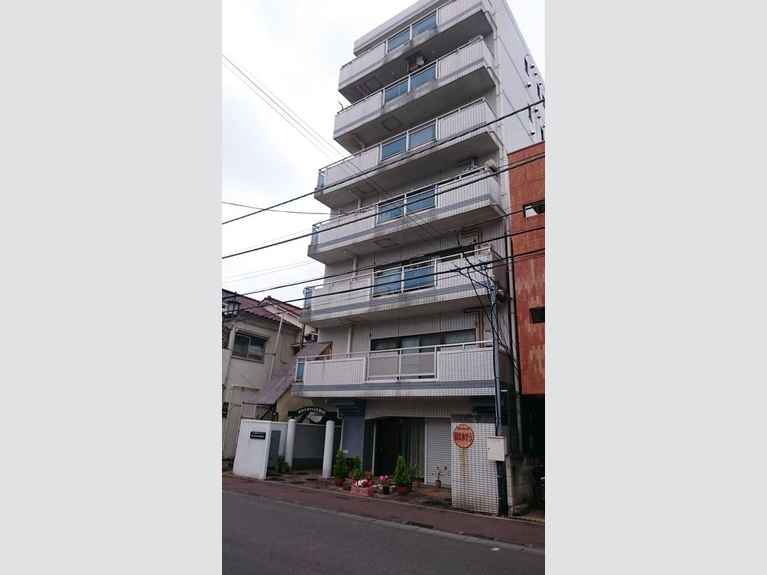 ホワイトキャッスル西川口 外観
