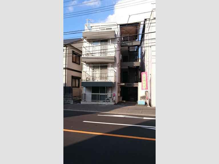 エストタウンWARABI 外観
