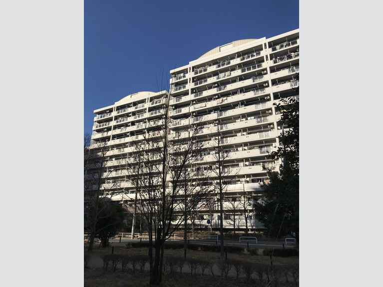 UR都市機構戸田団地1号棟 外観