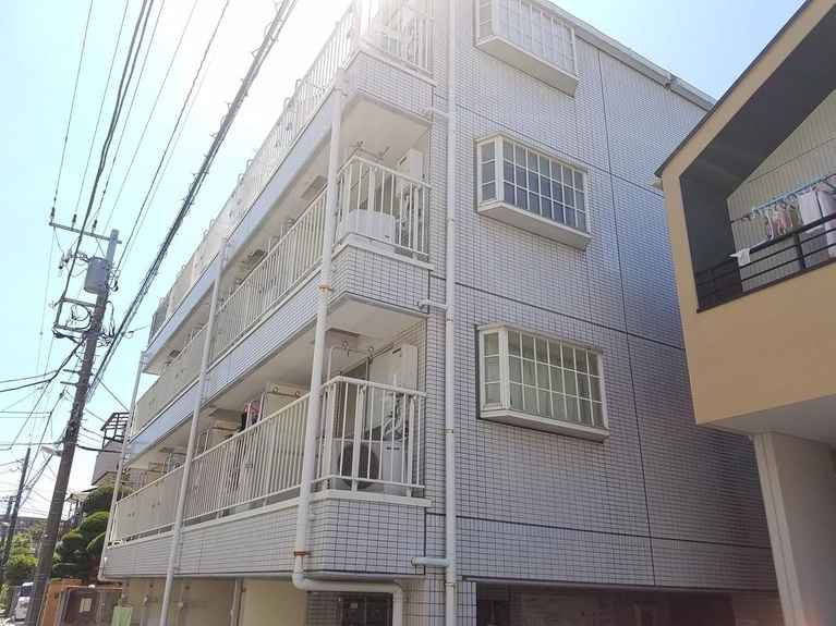モア3 外観