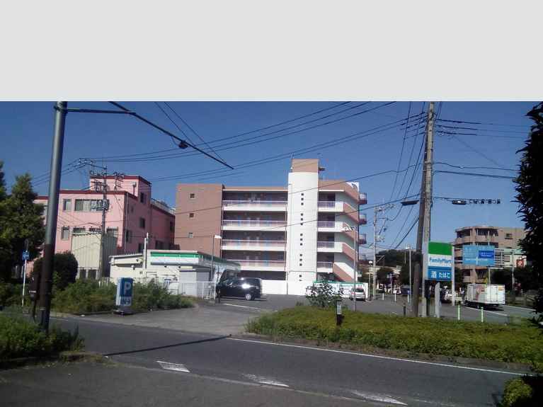 コモラード橋本 外観
