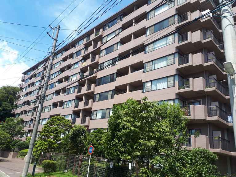 ルネ鎌倉植木 外観