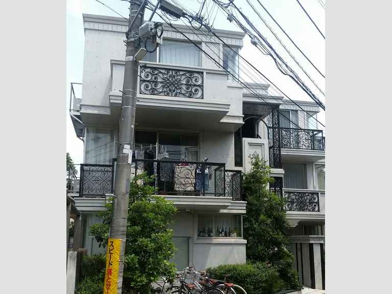 LILY 外観