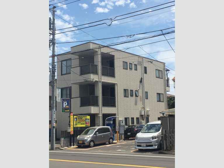 フローラル子安III 外観