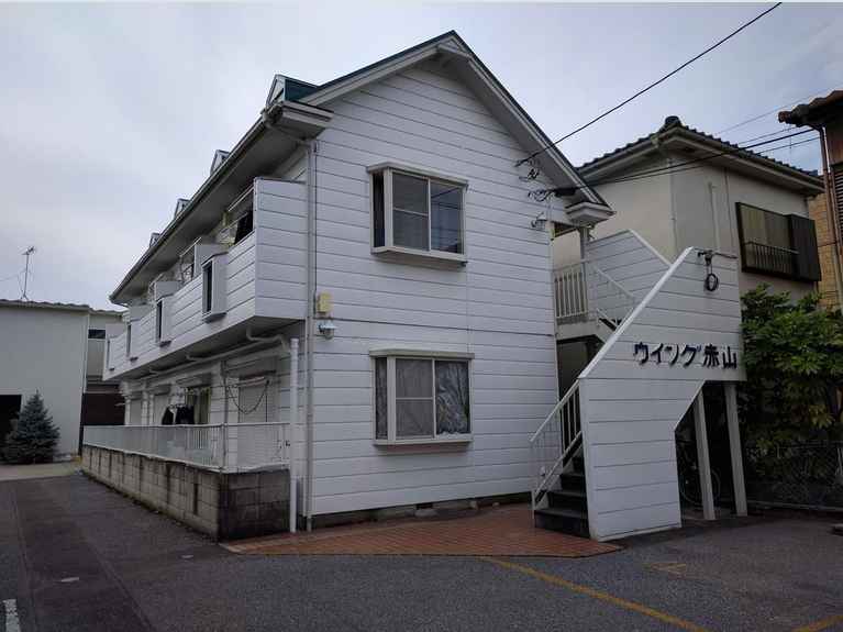 ウイング赤山 外観