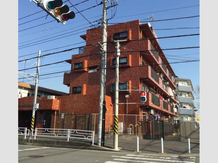 ライオンズマンション十日市場 外観