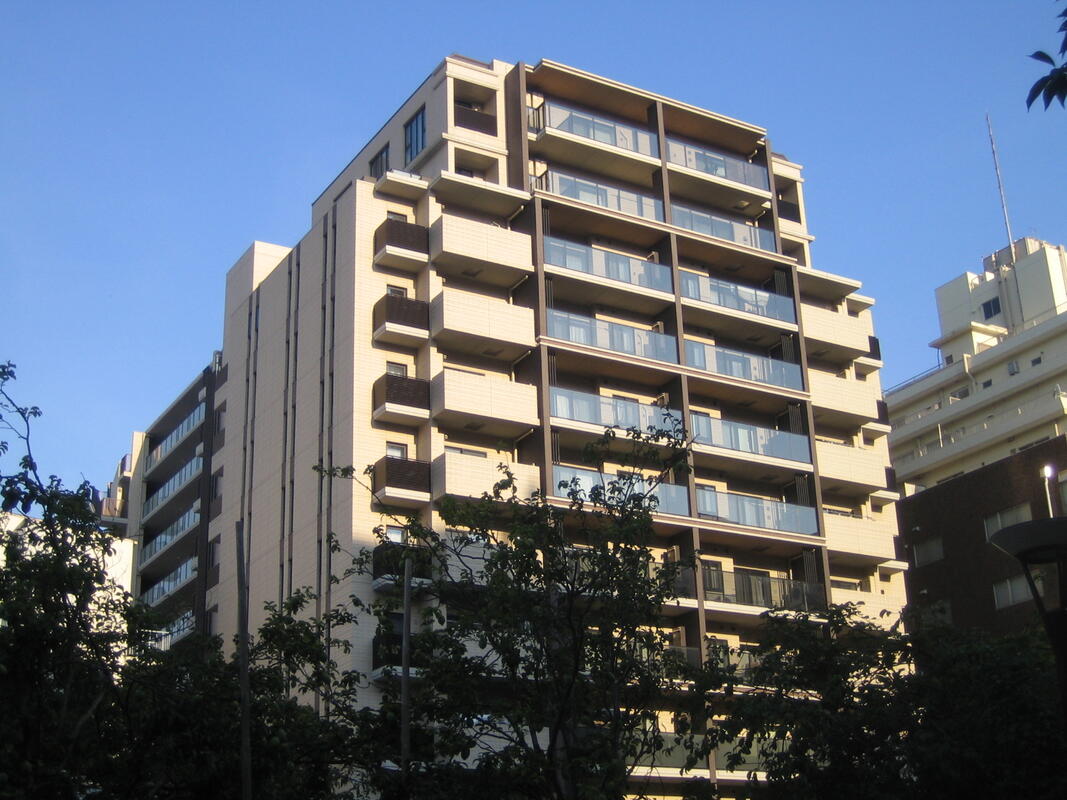 グラン スイート 明石 町
