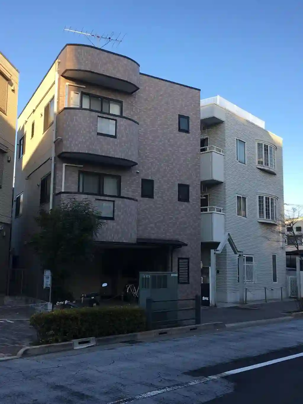 クレスト1 外観