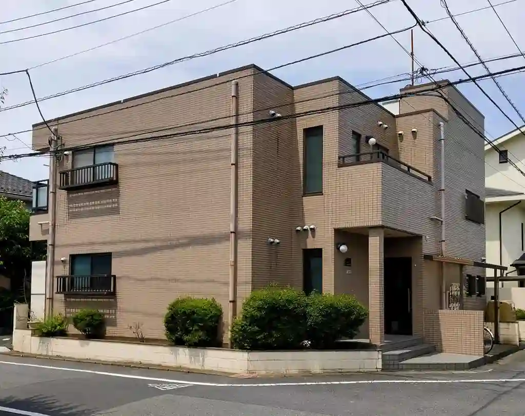 ハイツハツシカ 外観