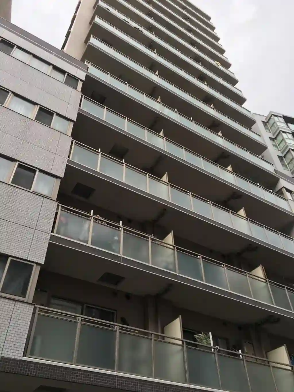 グローリオ東新宿 外観