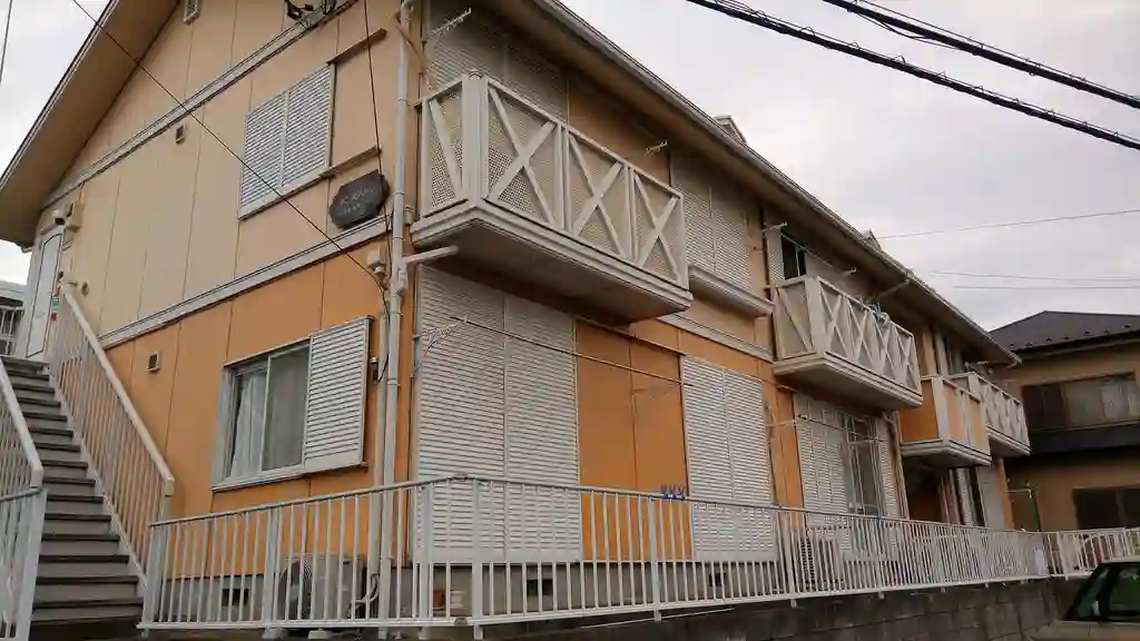 サンスクリーン 外観