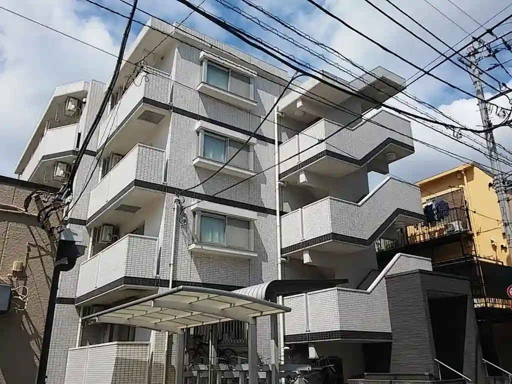 TEEZ久米川 外観