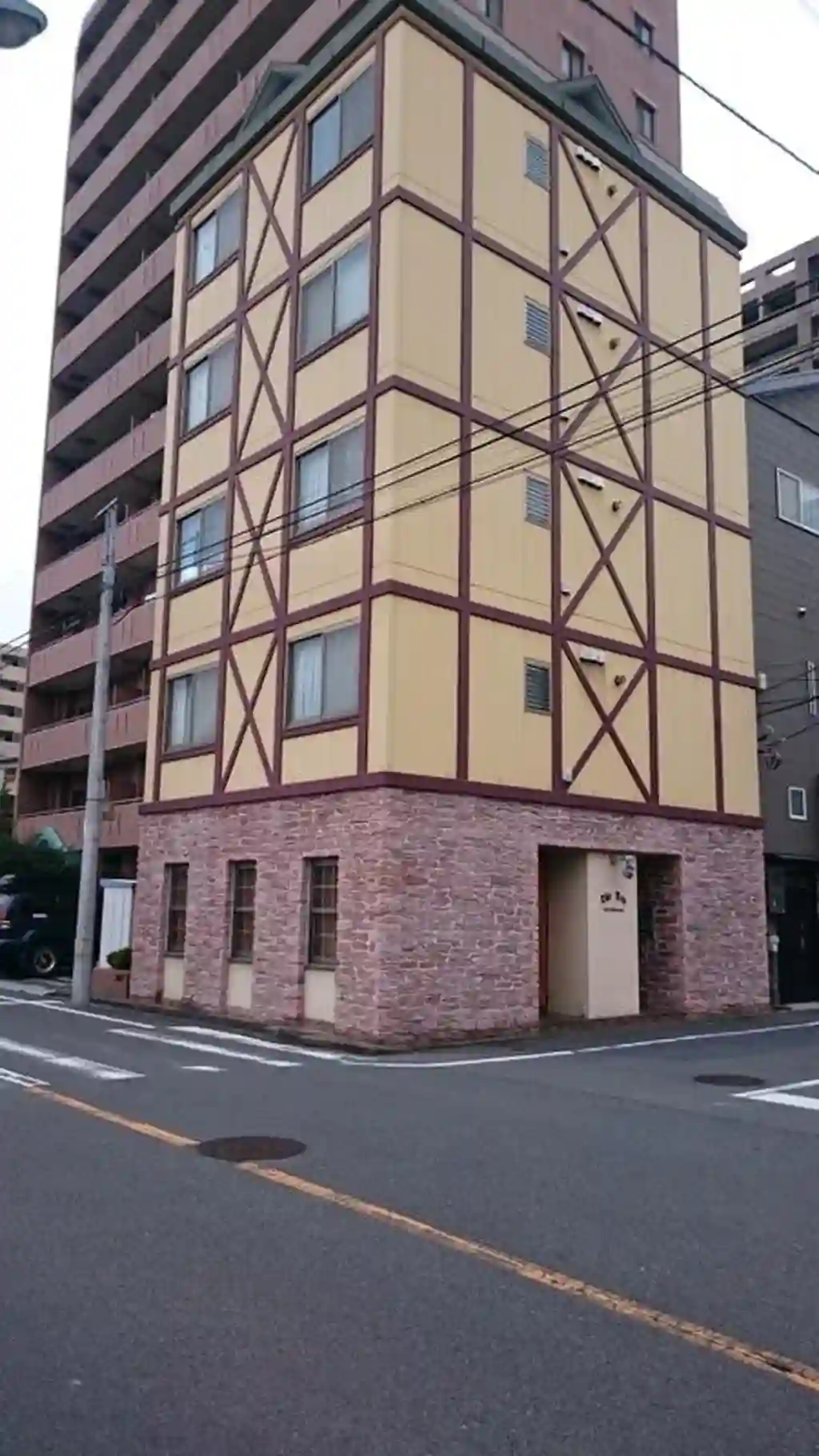 デンステージ 外観