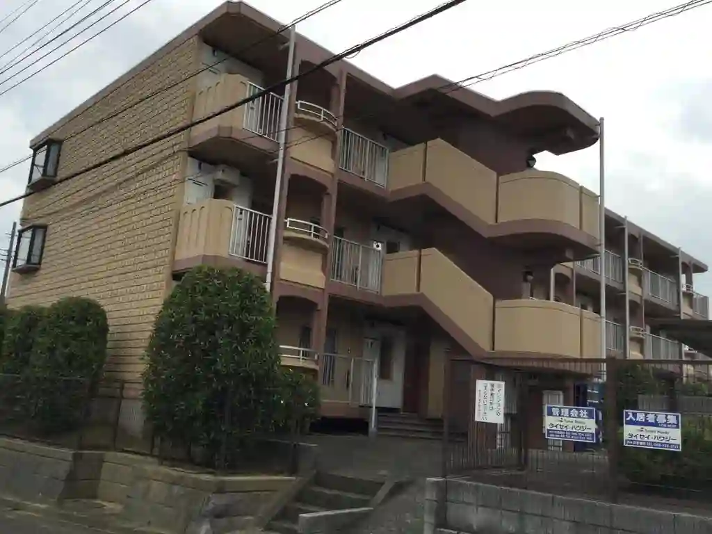 クレールメゾンNAKA 外観
