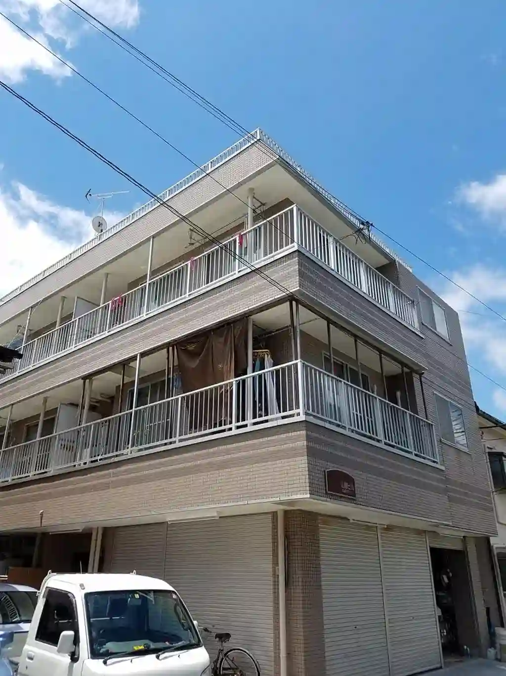 山修ビル 外観