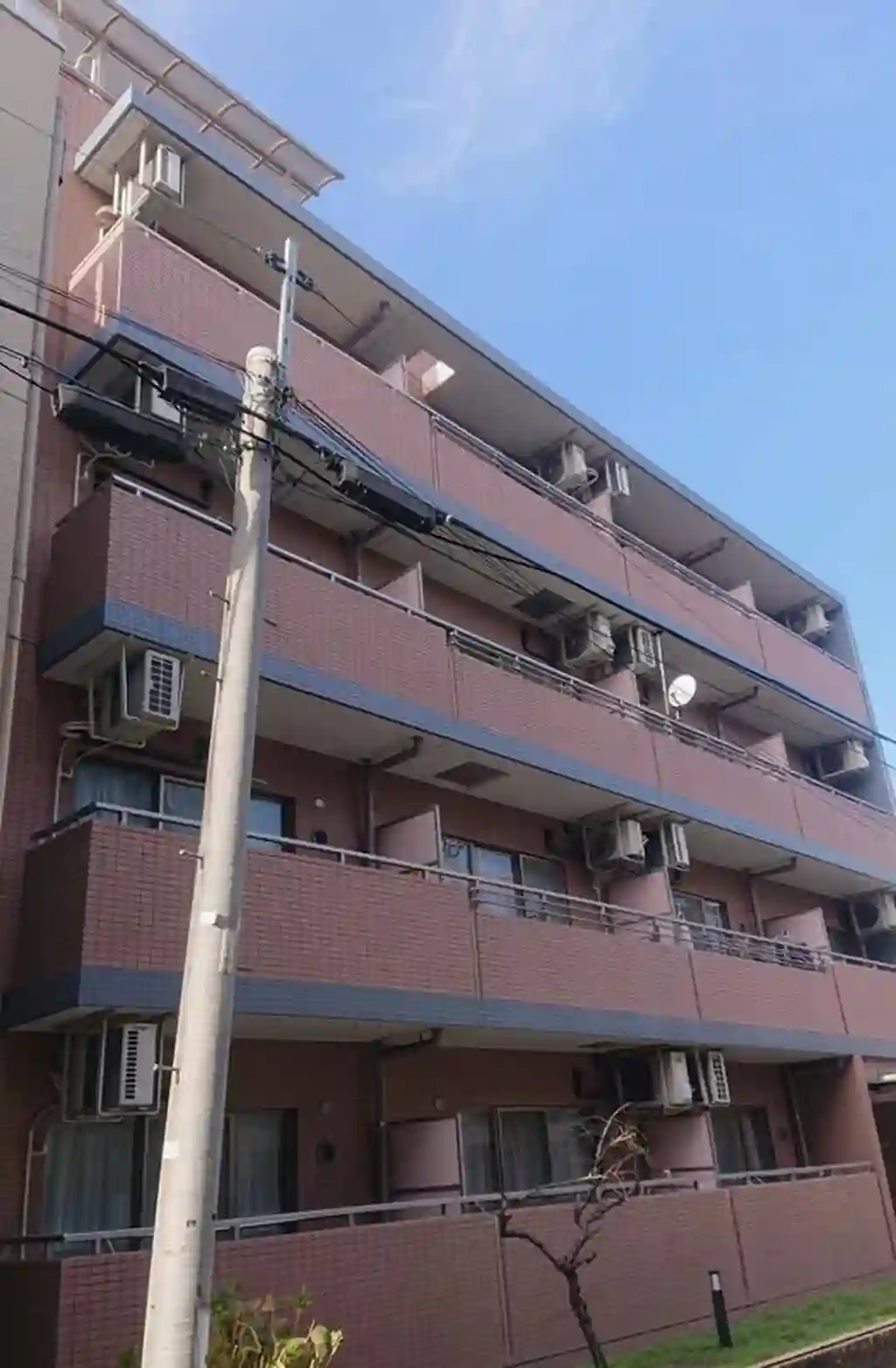 LASOLANA 外観