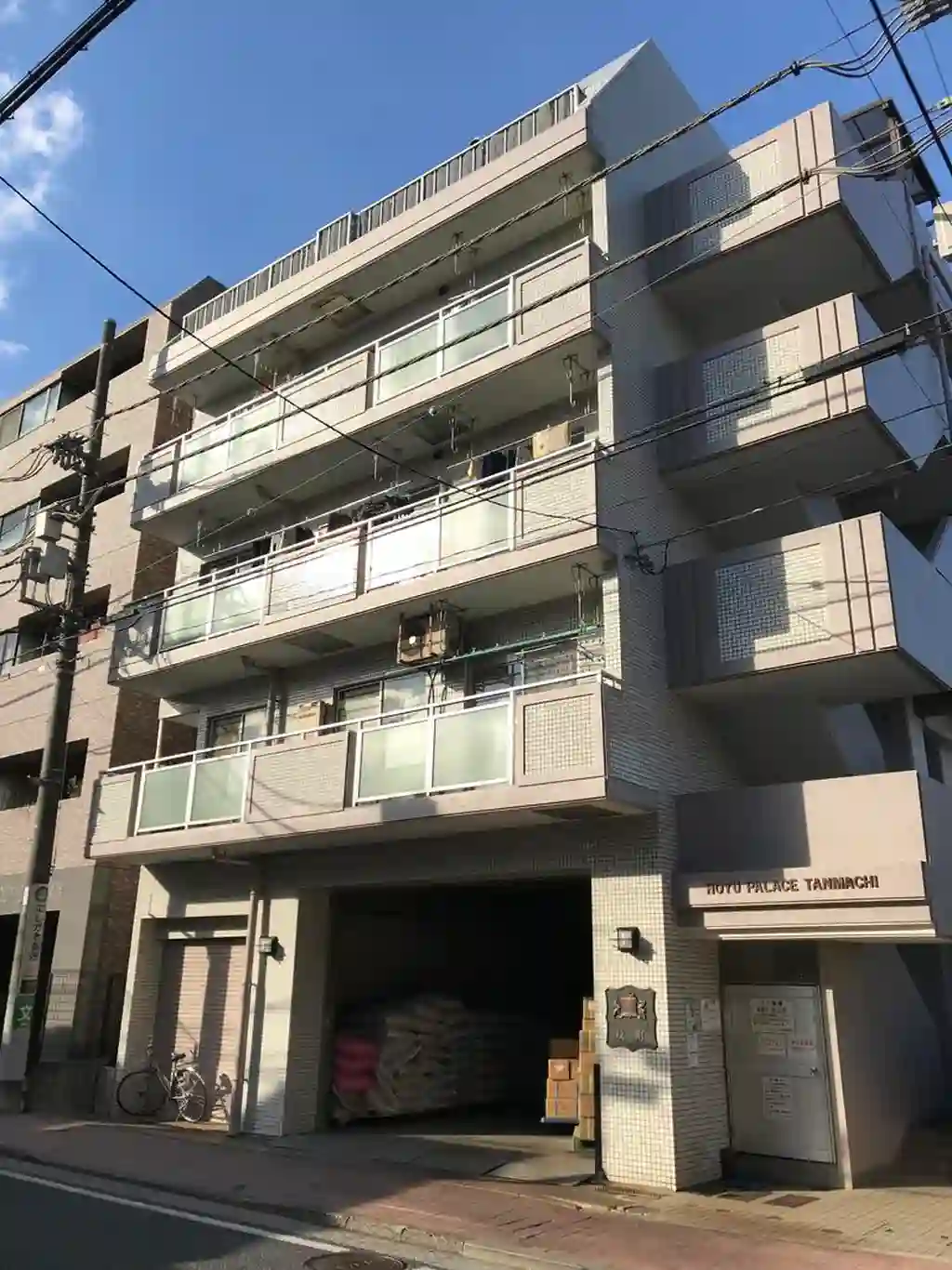 ホーユウパレス反町 外観