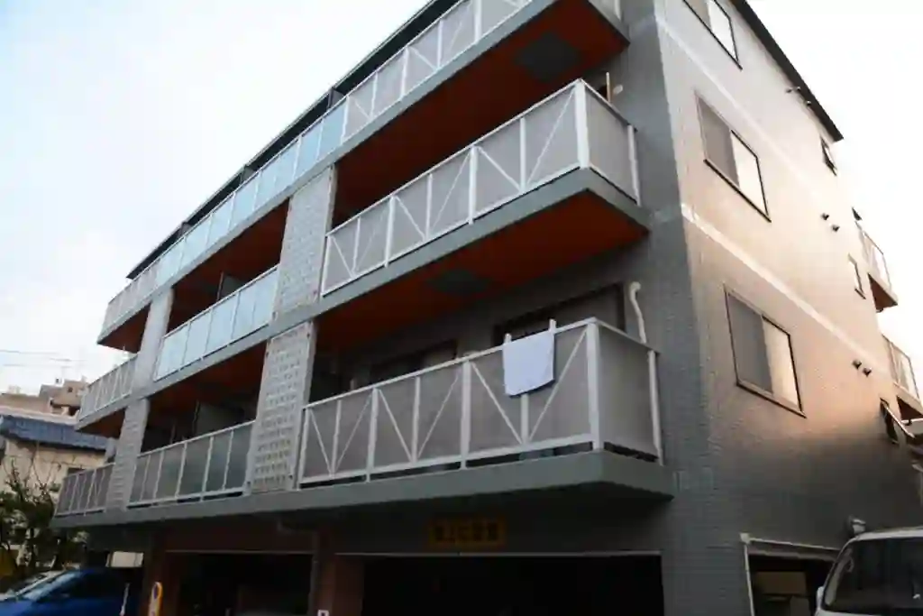 ジーニアス井上 外観
