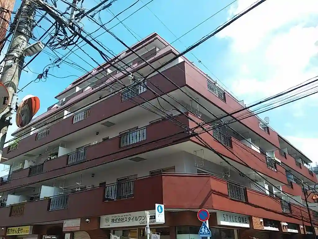 エスカイア久米川 外観