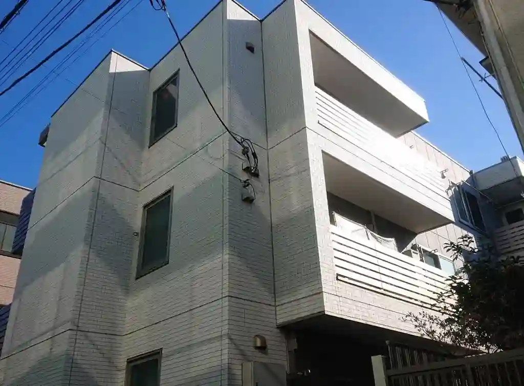 セレ本郷 外観