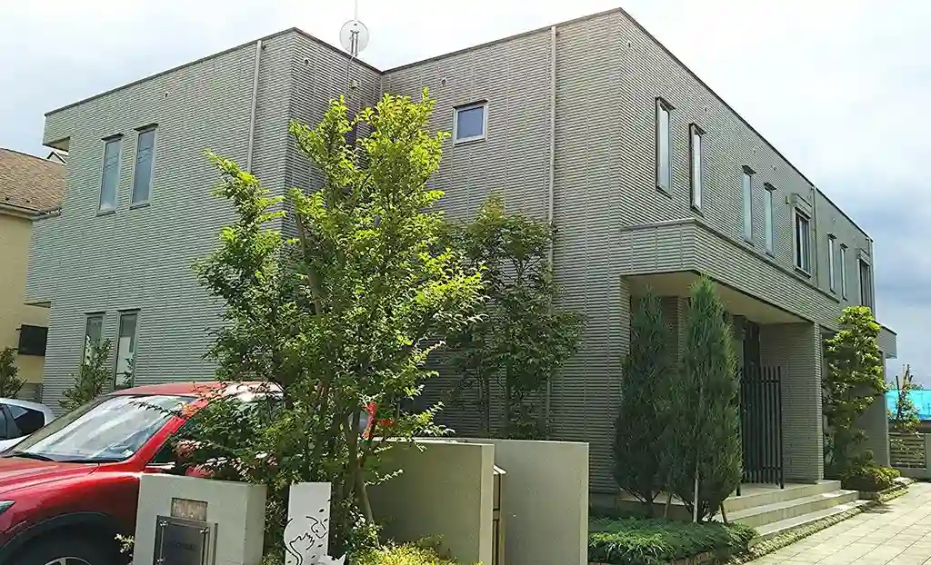 クロノス 外観