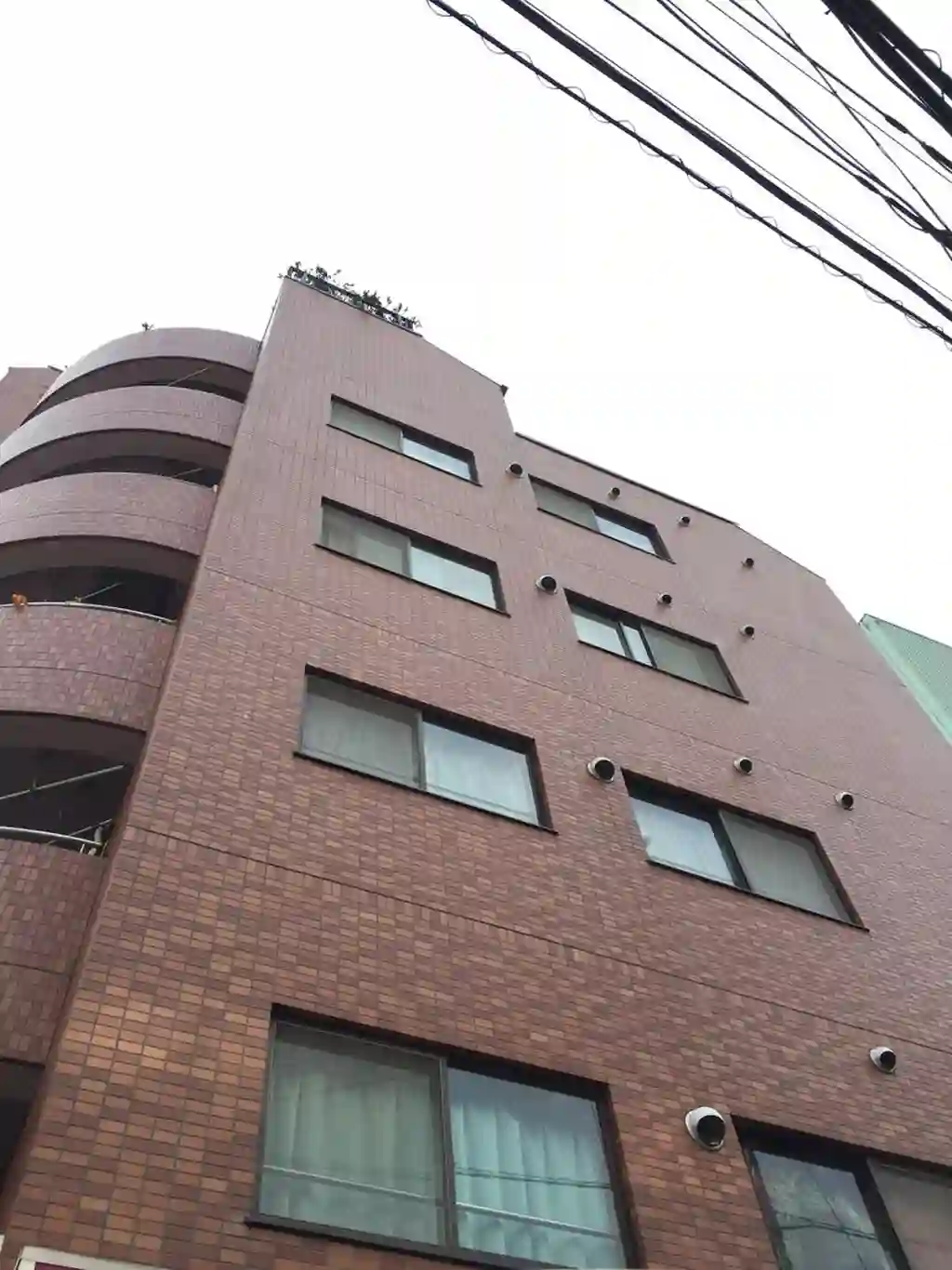 リバーアイ 外観