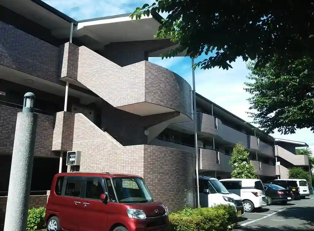 アースフォーガル 外観
