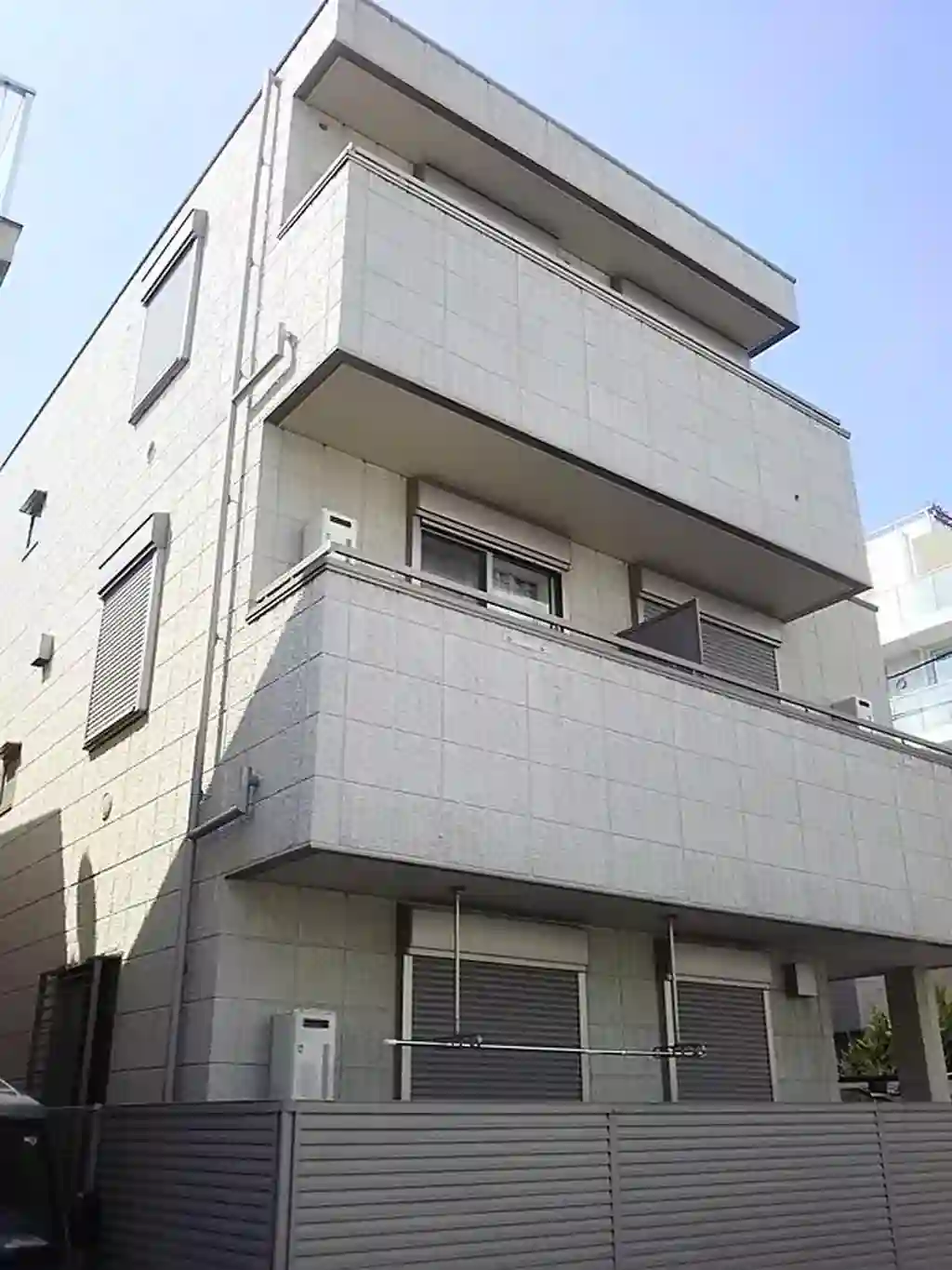 アジュール北新宿 外観