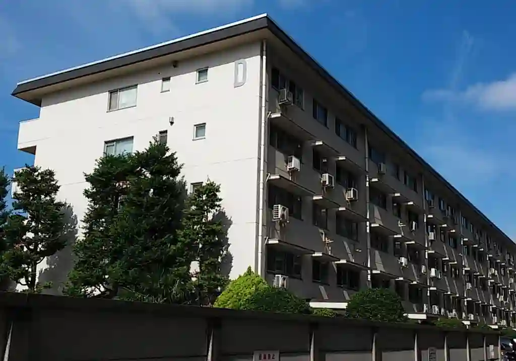 つつじヶ丘ハイムD棟 外観