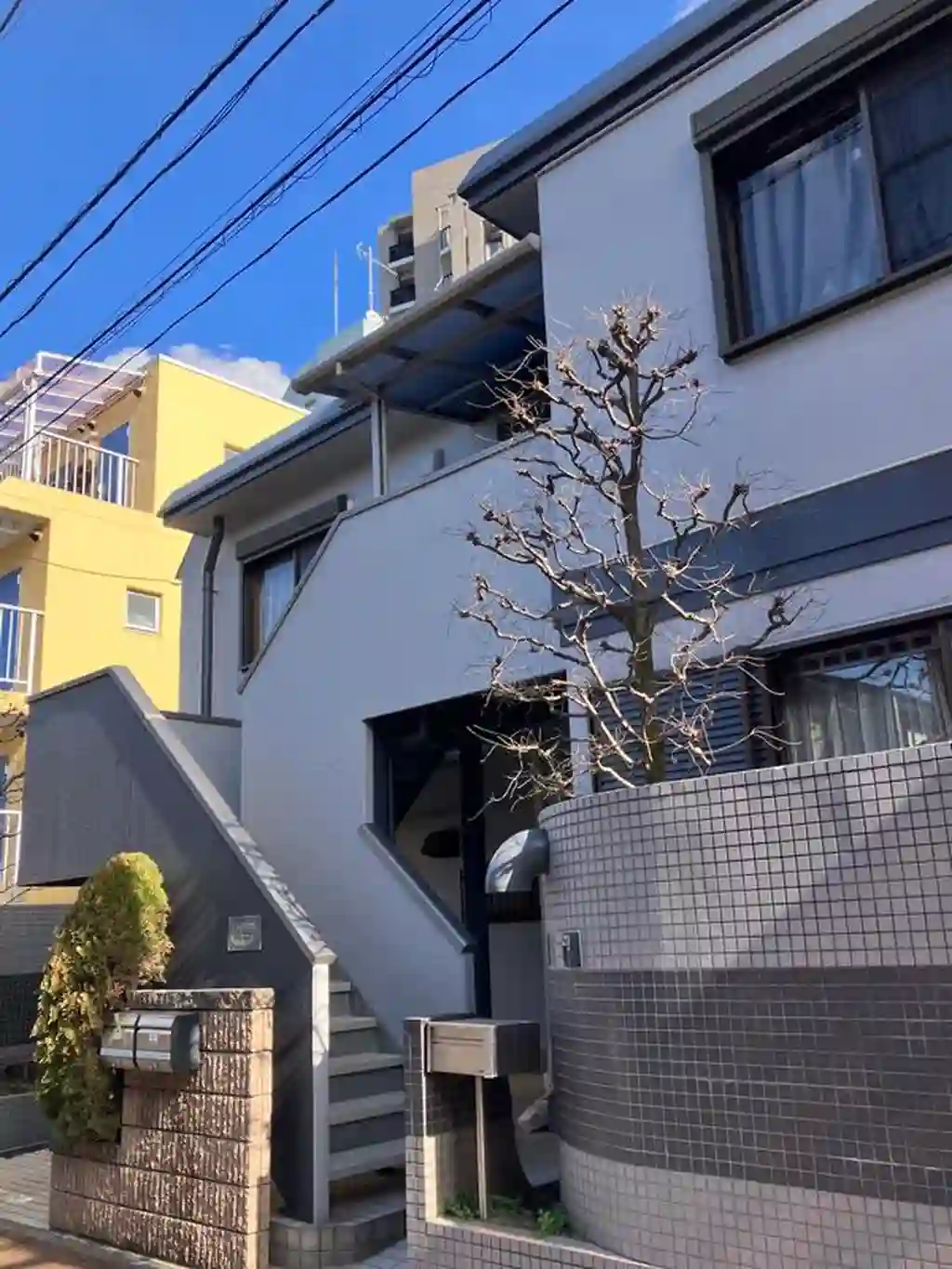 イーストアローズ 外観