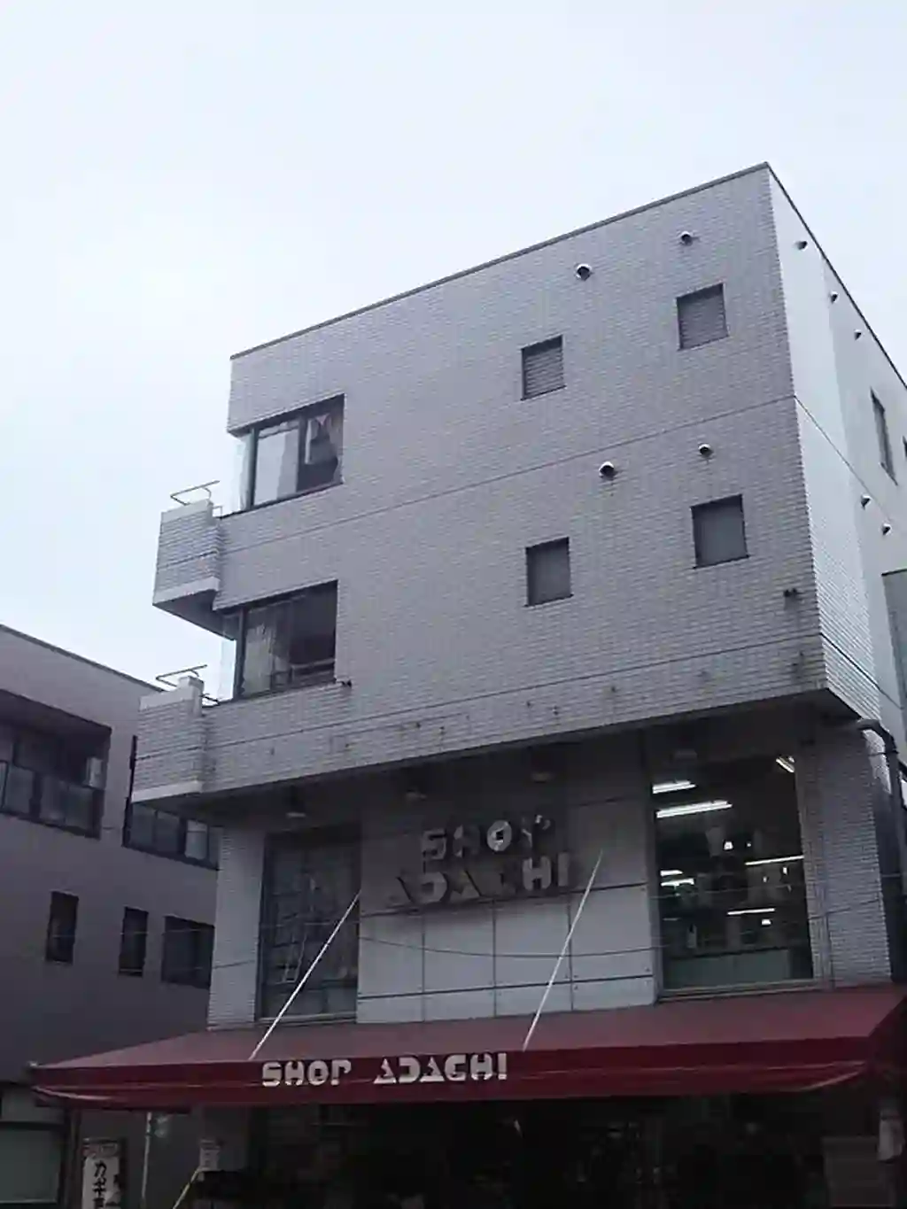 ギャラルデリィステップ 外観