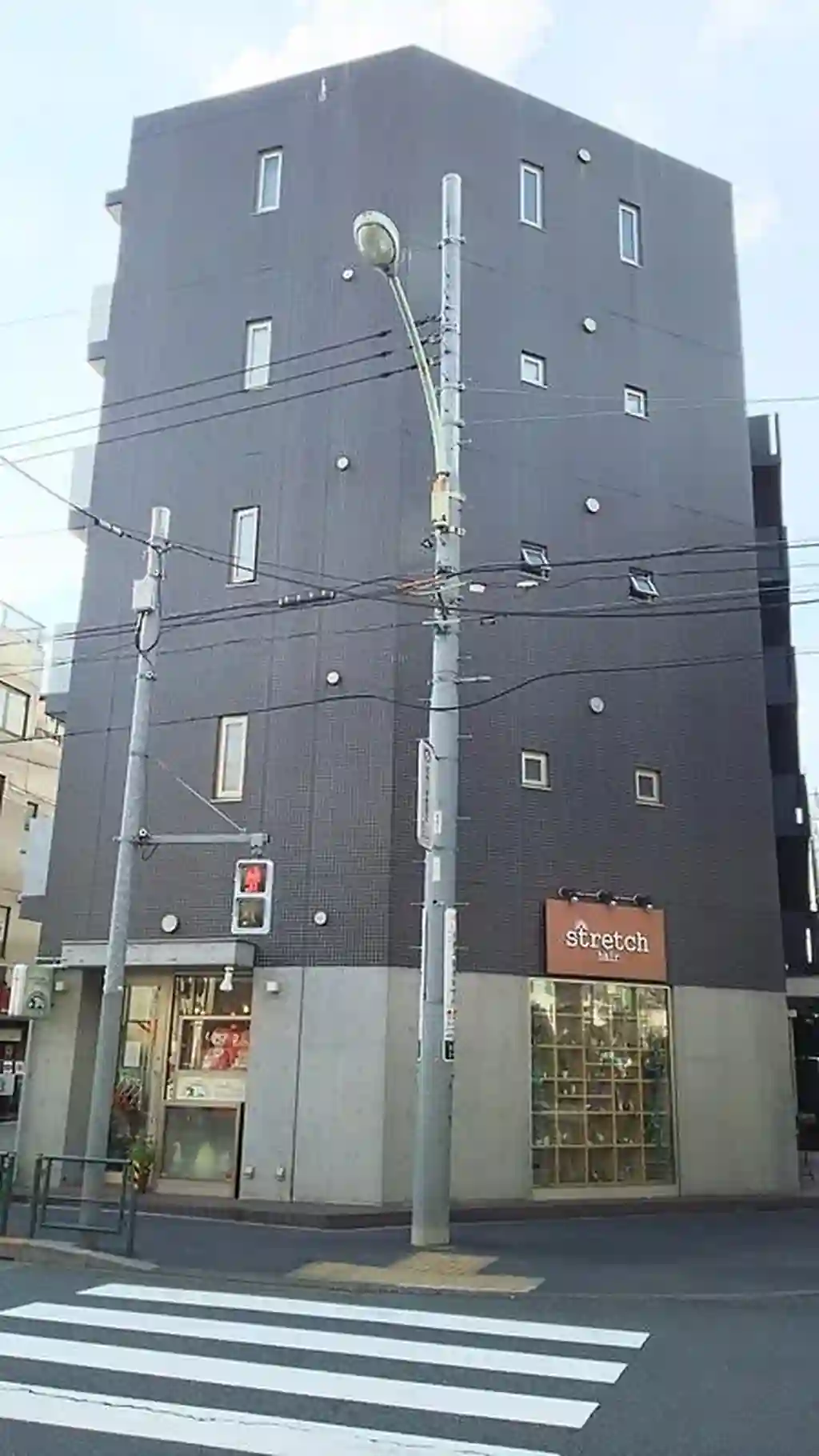スリーリーフ 外観