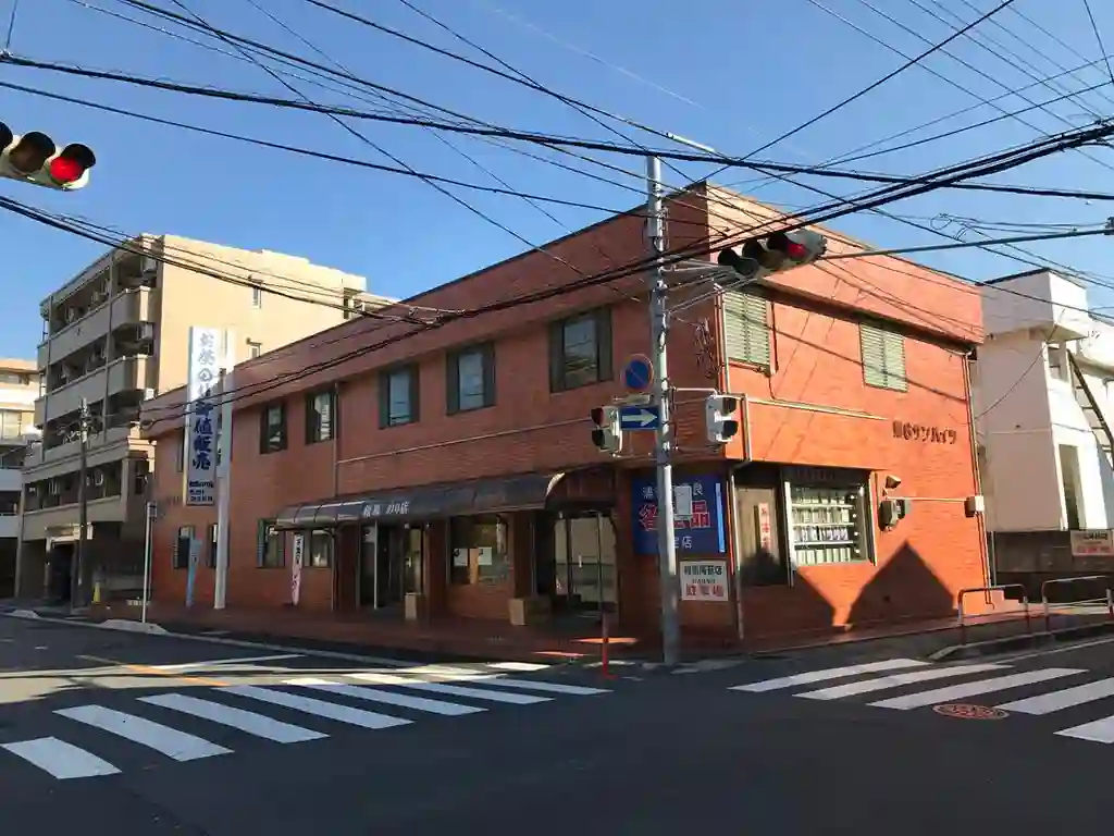 第6サンハイツ 外観
