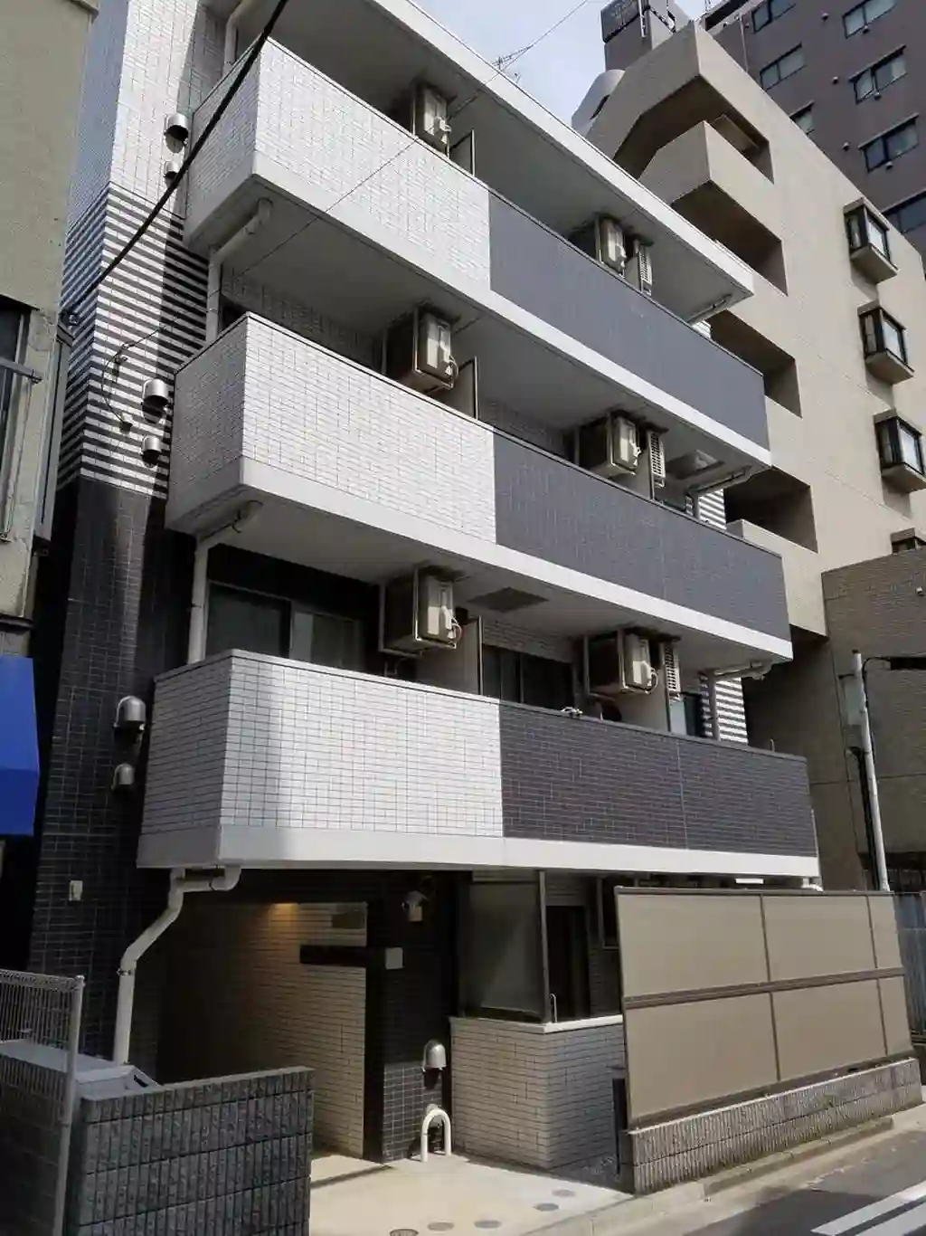 PORTE BONHEUR N 外観