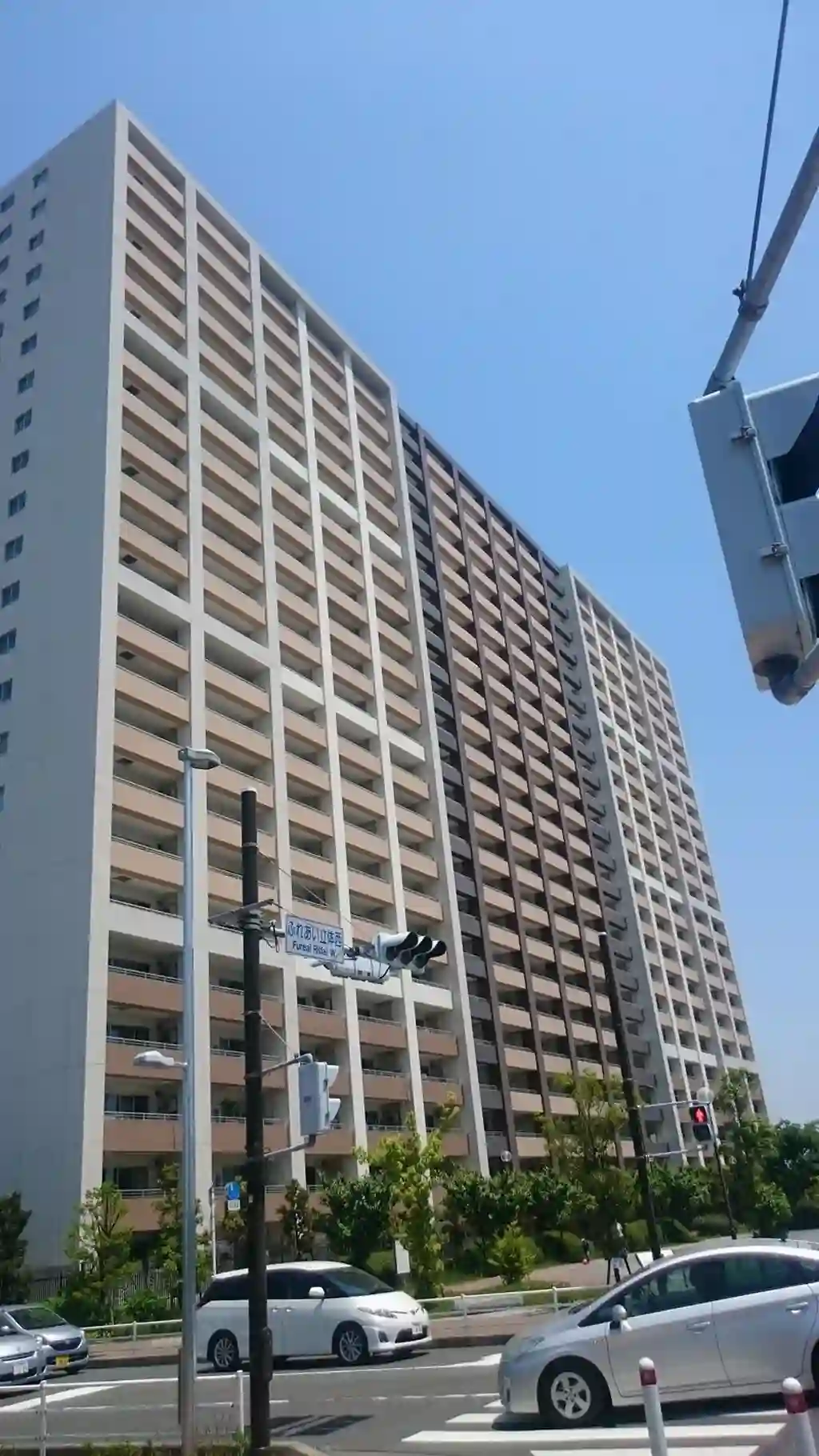ミッドオアシスタワーズ レジデンス棟 外観
