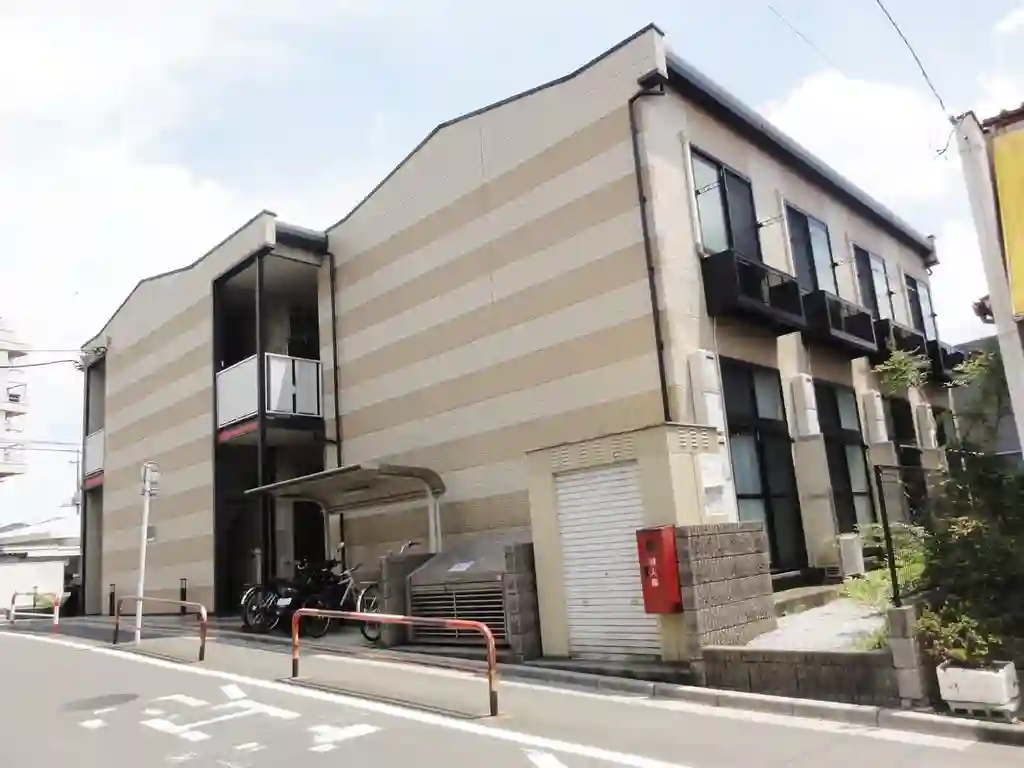 レオパレスすおう 外観