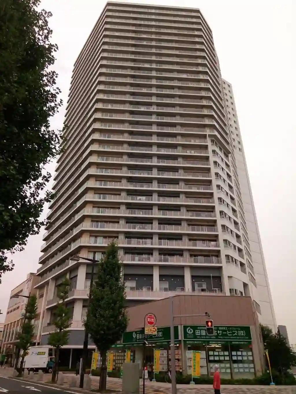 グローリオ越谷 ステーションタワー 外観