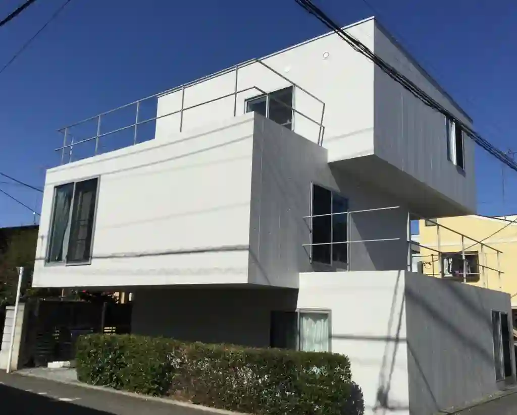 トロワ 外観