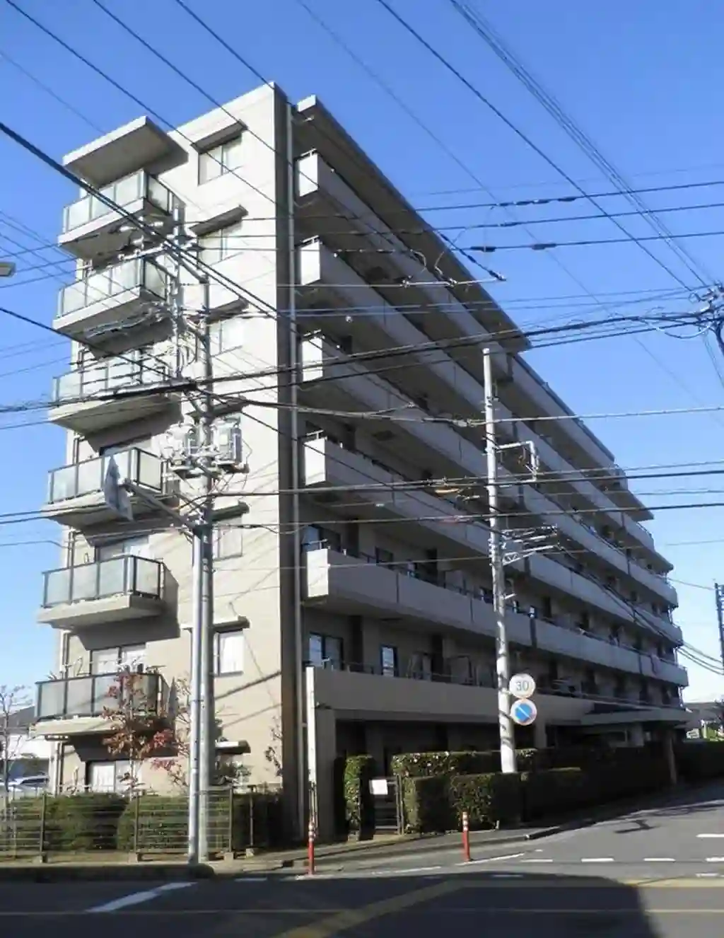 マノー大宮 外観