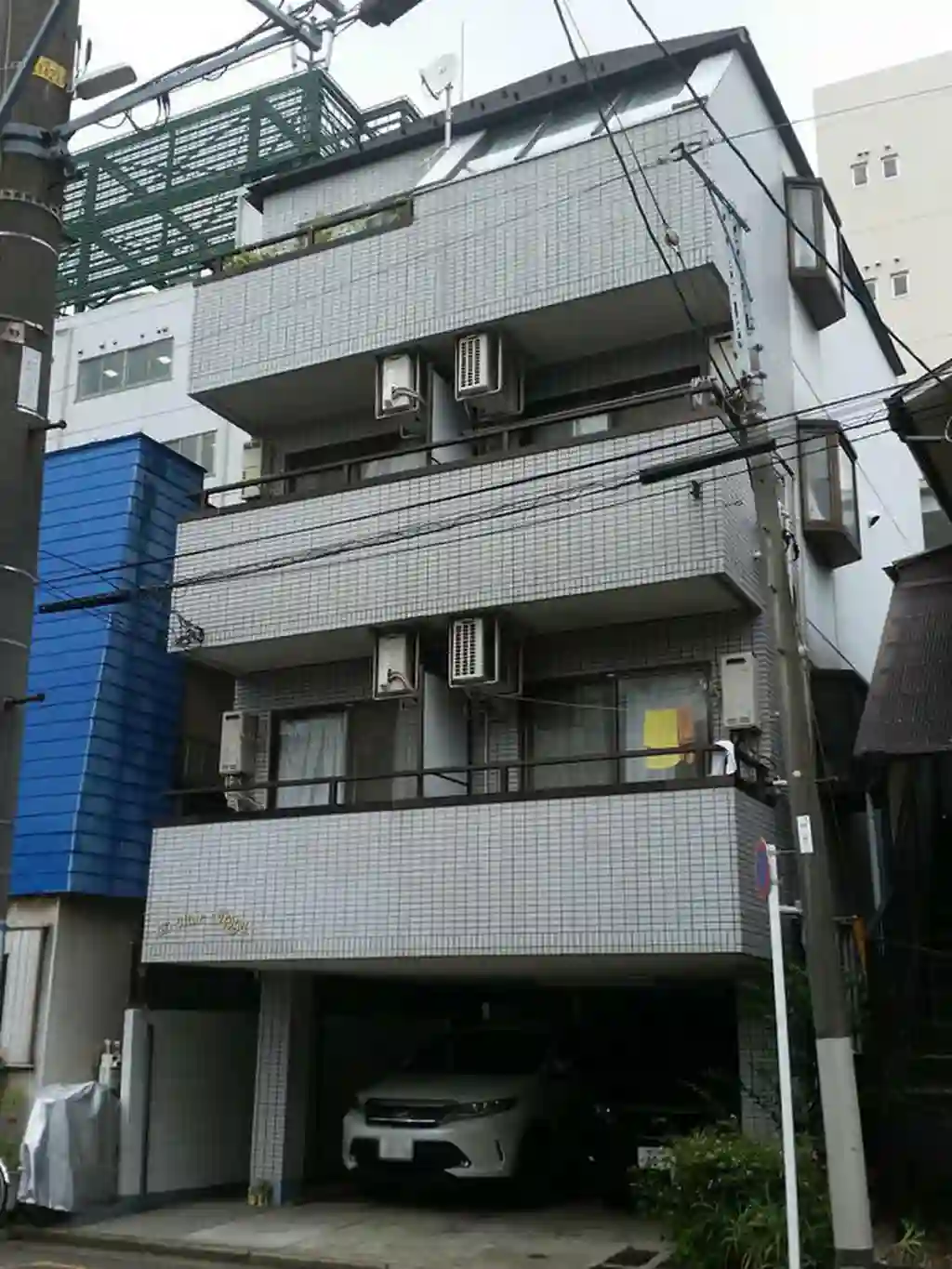 アンクレイルイトガ 外観