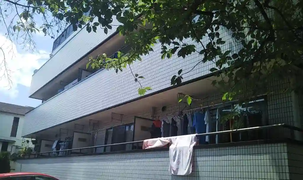 シャトルHiEi 外観
