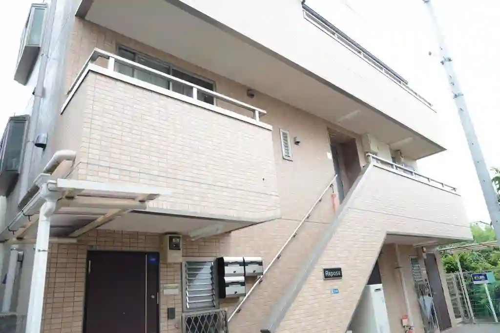リポーズ 外観