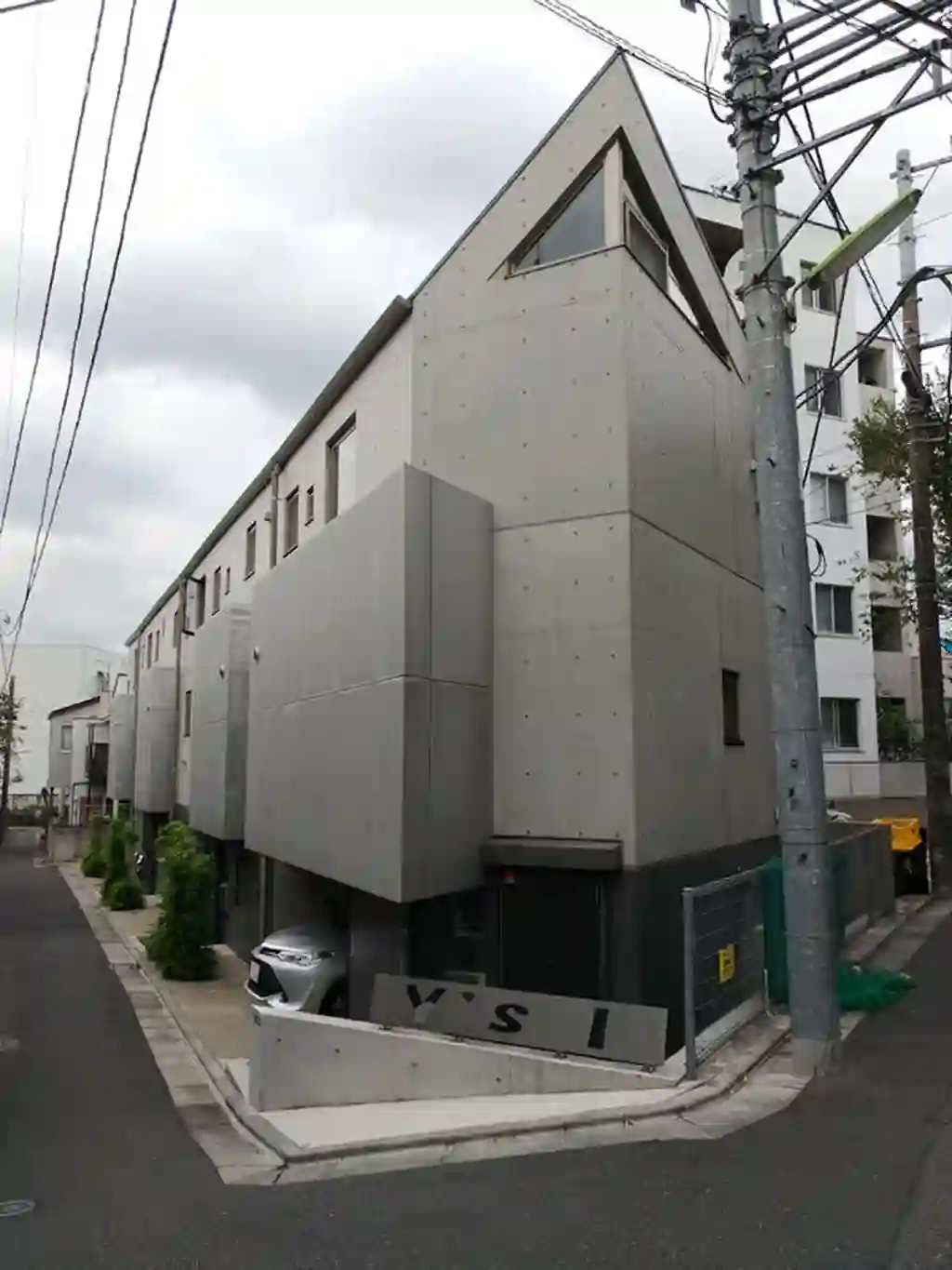 Y's1 外観