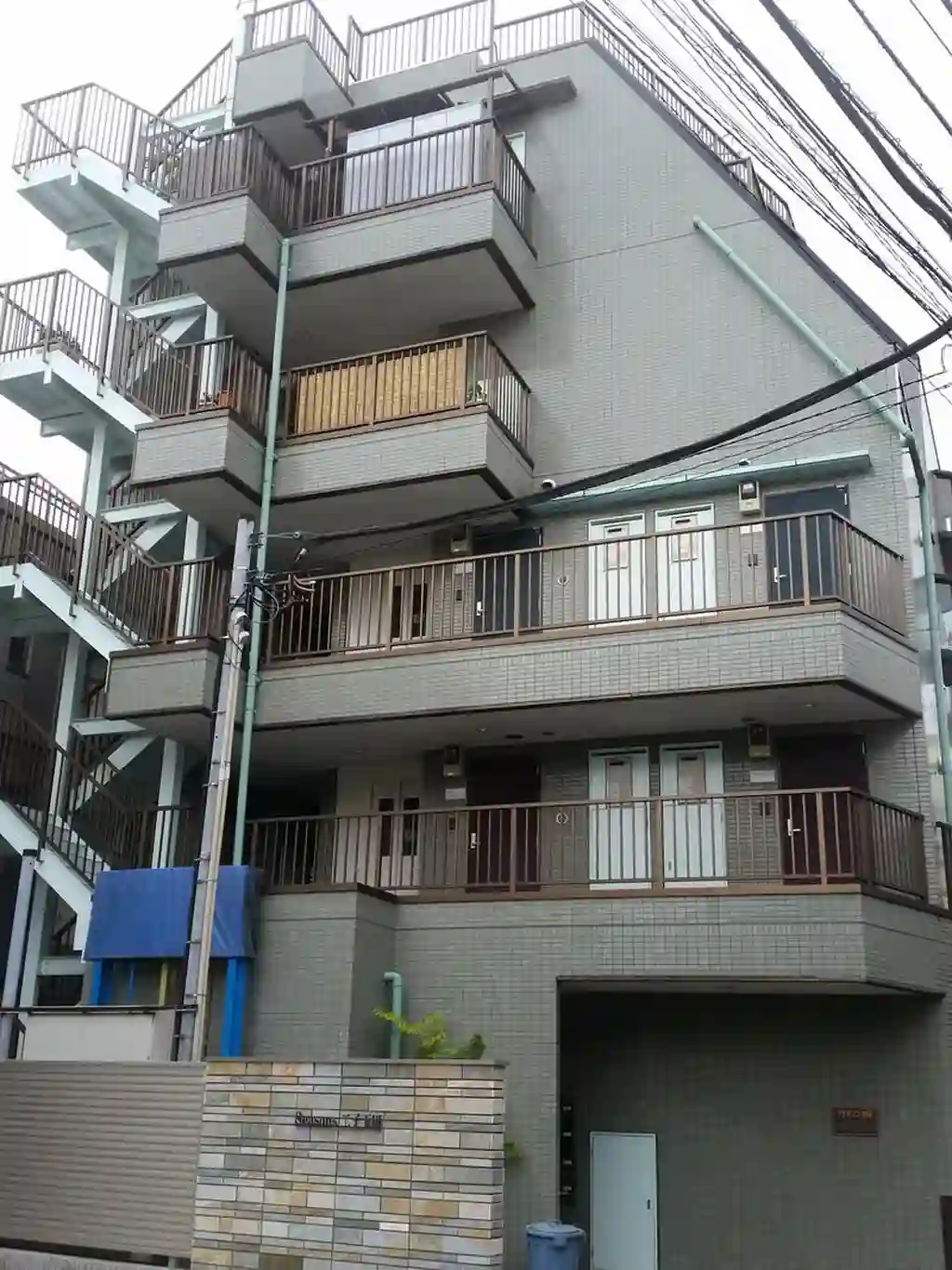 プチメゾン中尾 外観