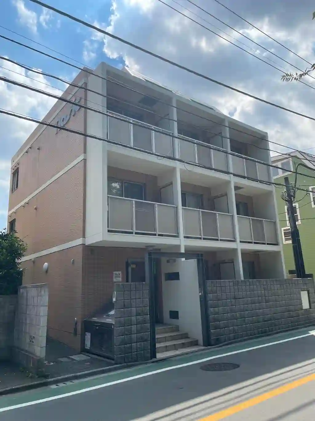清瀬松山学生マンションアトムス 外観